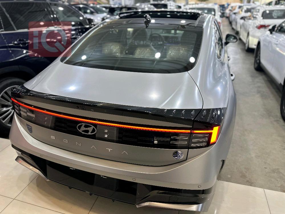 هیۆندای سۆناتا